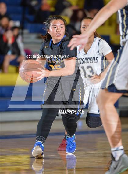 Thumbnail 1 in Mira Mesa @ Mater Dei Catholic photogallery.