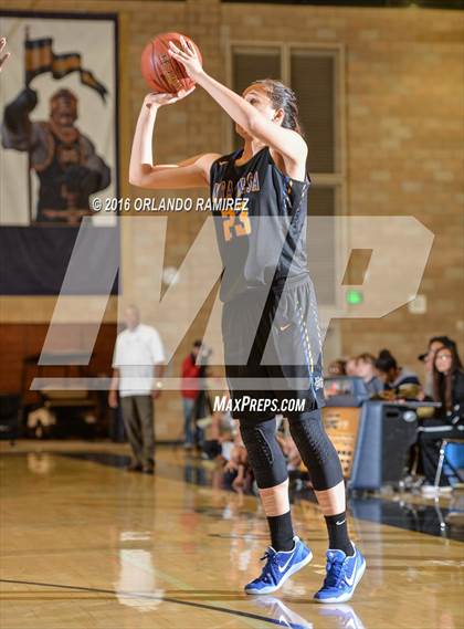 Thumbnail 2 in Mira Mesa @ Mater Dei Catholic photogallery.