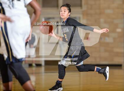 Thumbnail 3 in Mira Mesa @ Mater Dei Catholic photogallery.