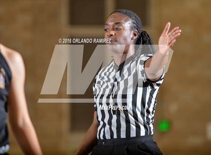 Thumbnail 2 in Mira Mesa @ Mater Dei Catholic photogallery.
