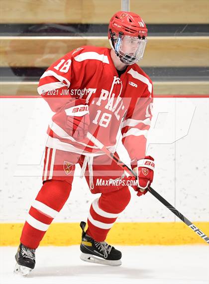 Thumbnail 2 in Trinity-Pawling vs. St. Paul's (Avon Christmas Classic 7th Place) photogallery.