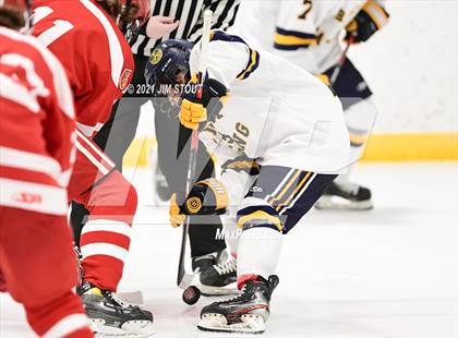 Thumbnail 3 in Trinity-Pawling vs. St. Paul's (Avon Christmas Classic 7th Place) photogallery.