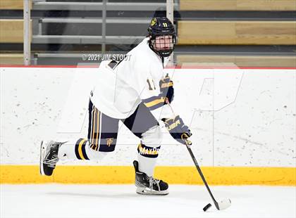 Thumbnail 3 in Trinity-Pawling vs. St. Paul's (Avon Christmas Classic 7th Place) photogallery.