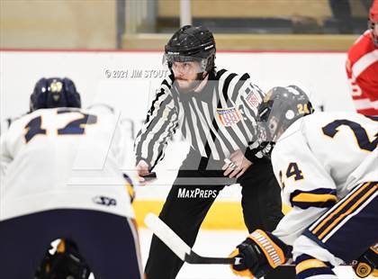 Thumbnail 2 in Trinity-Pawling vs. St. Paul's (Avon Christmas Classic 7th Place) photogallery.