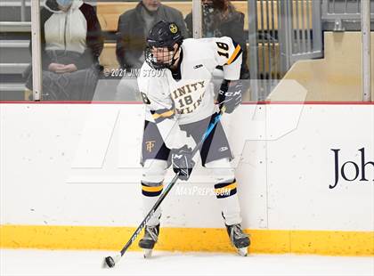 Thumbnail 2 in Trinity-Pawling vs. St. Paul's (Avon Christmas Classic 7th Place) photogallery.