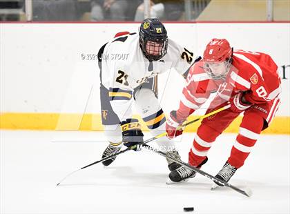 Thumbnail 2 in Trinity-Pawling vs. St. Paul's (Avon Christmas Classic 7th Place) photogallery.