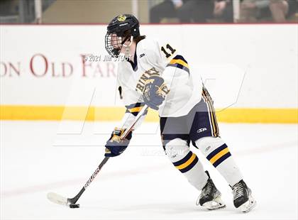 Thumbnail 1 in Trinity-Pawling vs. St. Paul's (Avon Christmas Classic 7th Place) photogallery.