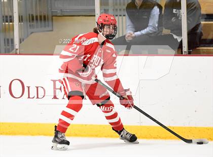 Thumbnail 3 in Trinity-Pawling vs. St. Paul's (Avon Christmas Classic 7th Place) photogallery.