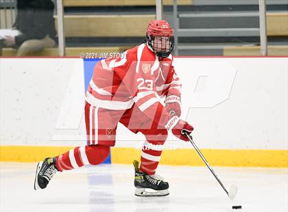 Thumbnail 3 in Trinity-Pawling vs. St. Paul's (Avon Christmas Classic 7th Place) photogallery.
