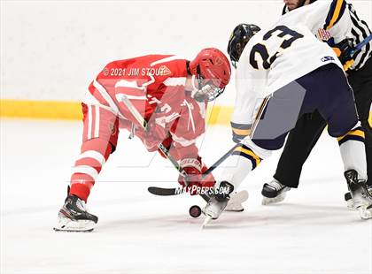 Thumbnail 1 in Trinity-Pawling vs. St. Paul's (Avon Christmas Classic 7th Place) photogallery.