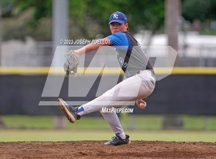 Thumbnail 2 in Kaiser @ Hilo photogallery.