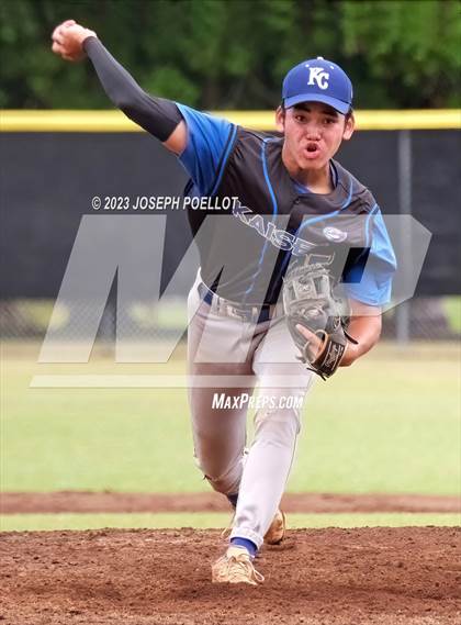 Thumbnail 1 in Kaiser @ Hilo photogallery.