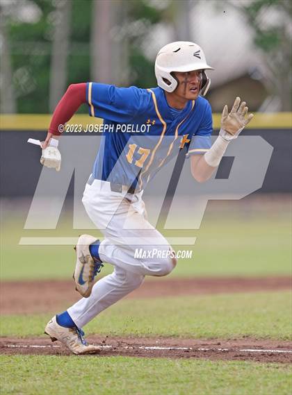 Thumbnail 3 in Kaiser @ Hilo photogallery.