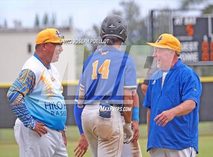 Thumbnail 3 in Kaiser @ Hilo photogallery.