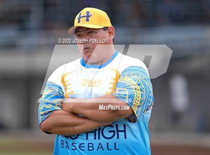 Thumbnail 2 in Kaiser @ Hilo photogallery.