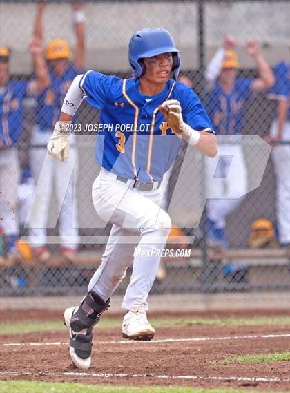 Thumbnail 1 in Kaiser @ Hilo photogallery.