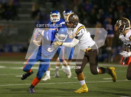 Thumbnail 3 in Serra @ Clairemont photogallery.
