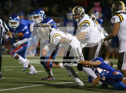 Thumbnail 1 in Serra @ Clairemont photogallery.