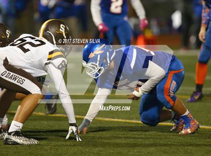 Thumbnail 2 in Serra @ Clairemont photogallery.
