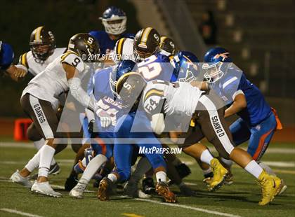 Thumbnail 1 in Serra @ Clairemont photogallery.