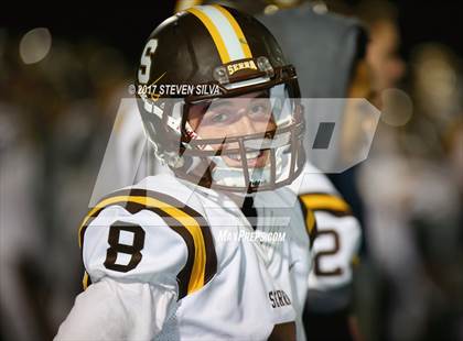 Thumbnail 2 in Serra @ Clairemont photogallery.
