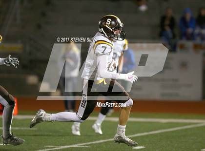 Thumbnail 3 in Serra @ Clairemont photogallery.