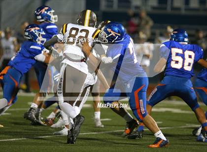 Thumbnail 2 in Serra @ Clairemont photogallery.