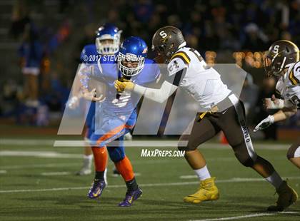Thumbnail 2 in Serra @ Clairemont photogallery.