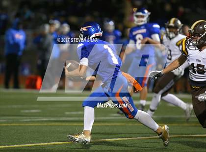 Thumbnail 2 in Serra @ Clairemont photogallery.