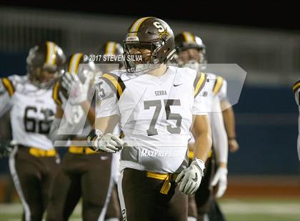 Thumbnail 1 in Serra @ Clairemont photogallery.