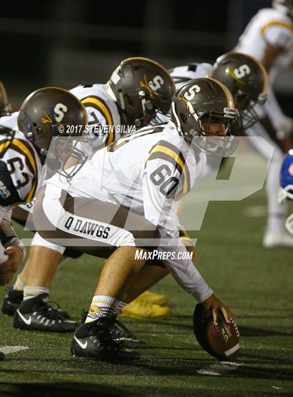 Thumbnail 2 in Serra @ Clairemont photogallery.
