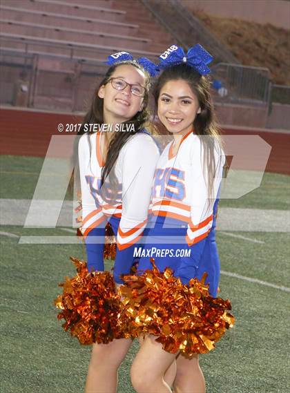 Thumbnail 3 in Serra @ Clairemont photogallery.