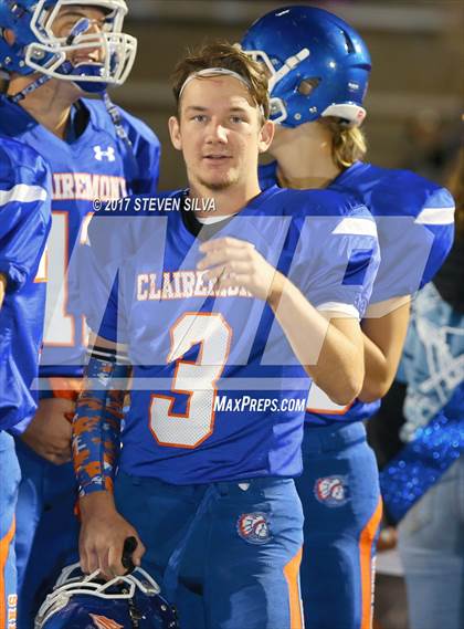 Thumbnail 3 in Serra @ Clairemont photogallery.