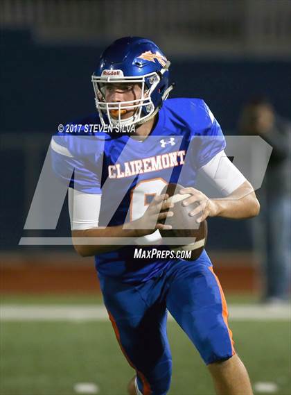 Thumbnail 2 in Serra @ Clairemont photogallery.