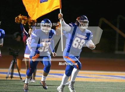 Thumbnail 1 in Serra @ Clairemont photogallery.