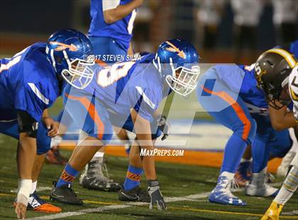 Thumbnail 2 in Serra @ Clairemont photogallery.