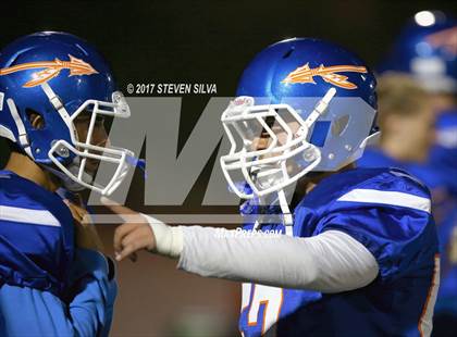 Thumbnail 1 in Serra @ Clairemont photogallery.