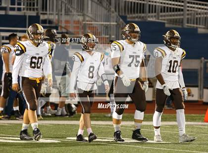 Thumbnail 2 in Serra @ Clairemont photogallery.
