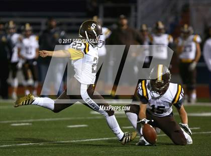 Thumbnail 1 in Serra @ Clairemont photogallery.