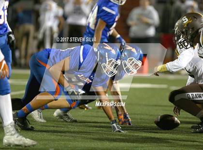 Thumbnail 3 in Serra @ Clairemont photogallery.