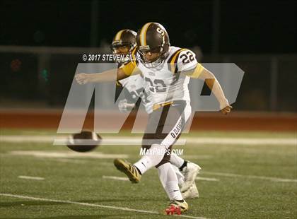 Thumbnail 1 in Serra @ Clairemont photogallery.