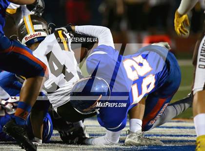 Thumbnail 1 in Serra @ Clairemont photogallery.