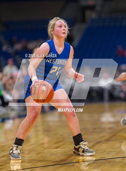 Thumbnail 3 in Newcastle vs. Westbrook (UIL 1A Basketball Semifinal) photogallery.