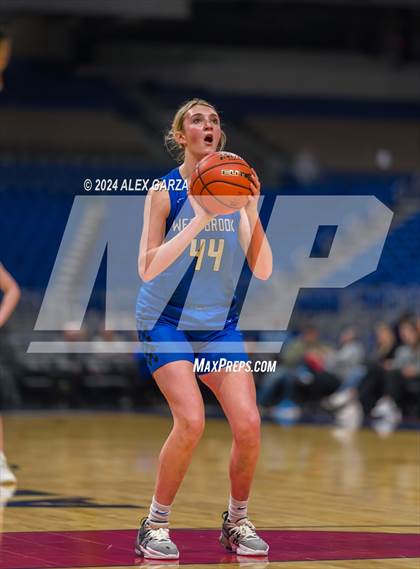 Thumbnail 3 in Newcastle vs. Westbrook (UIL 1A Basketball Semifinal) photogallery.