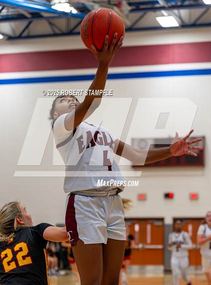 Thumbnail 1 in North Catholic @ Oakland Catholic photogallery.
