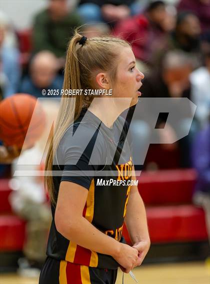 Thumbnail 1 in North Catholic @ Oakland Catholic photogallery.