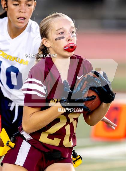 Thumbnail 1 in Inderkum @ Whitney photogallery.
