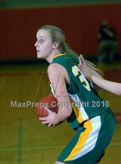 Thumbnail 3 in Orchard Park vs. Williamsville North (Section VI AA Semifinal) photogallery.