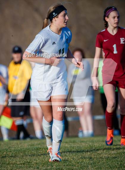Thumbnail 2 in Pius X vs. Papillion-LaVista photogallery.