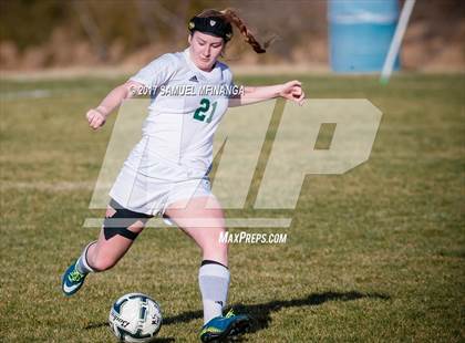 Thumbnail 2 in Pius X vs. Papillion-LaVista photogallery.
